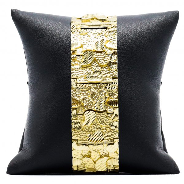 Custom-for-website-2023-12-15T143006.608-scaled-2