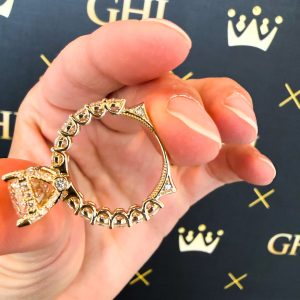 Radiant Cut 6.9ct Lab #35 - Diamond Ring - Image 4