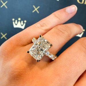 Radiant Cut 6.9ct Lab #35 - Diamond Ring - Image 2