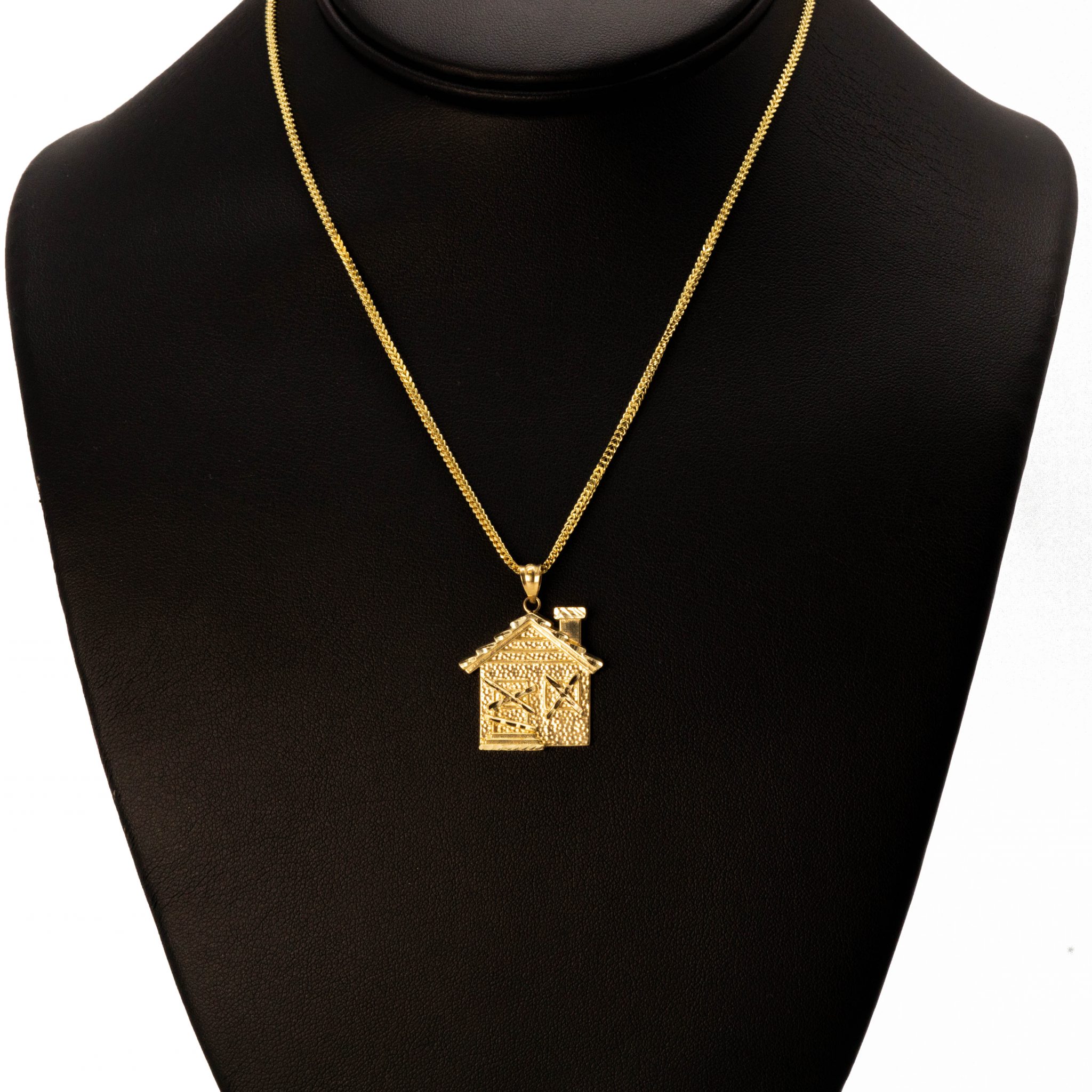 Trap online house pendant