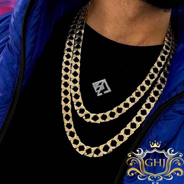 Classic Square Diamond Cut 12.25mm 30 Chain