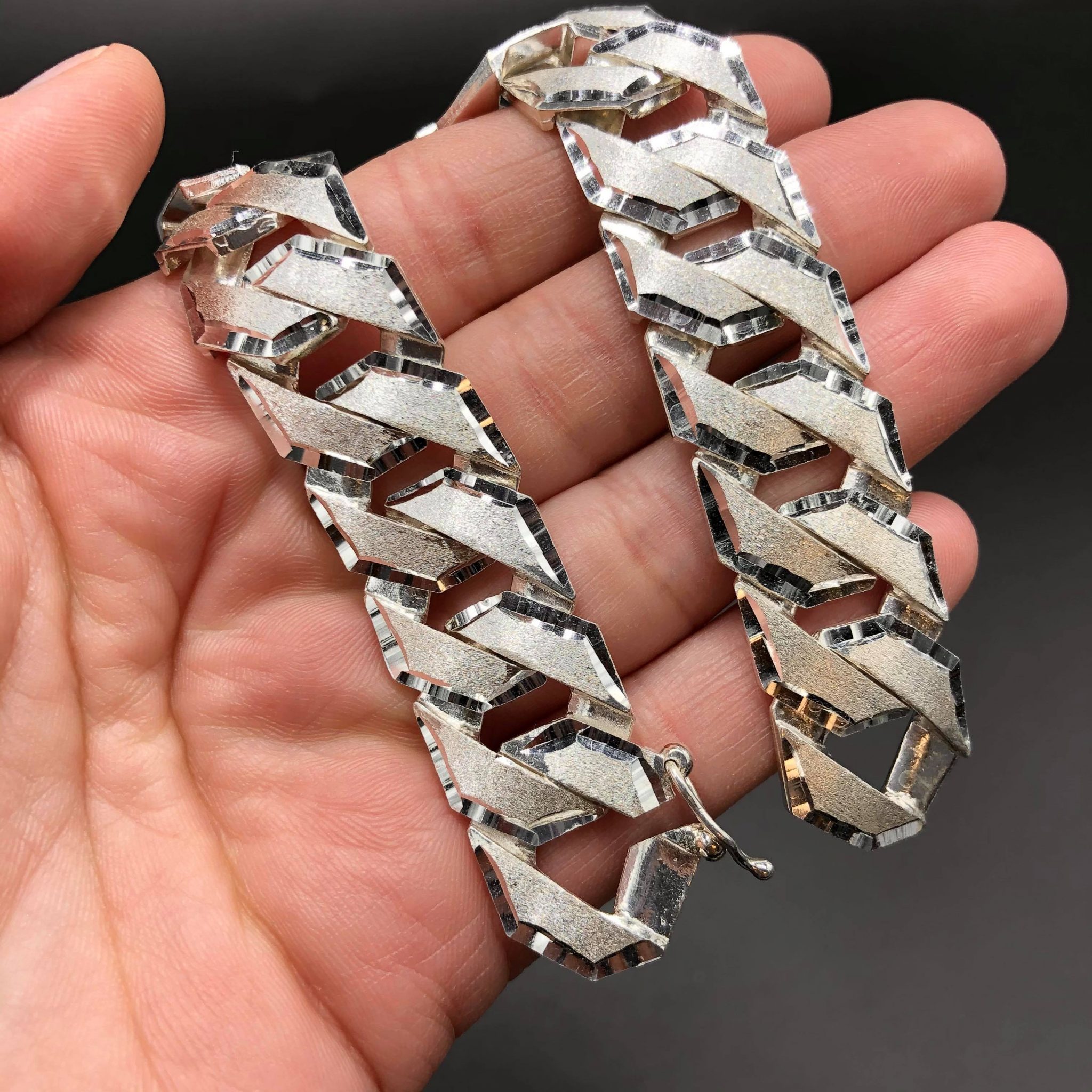 Tight Link Diamond Cut 17 mm - Silver Bracelet - Golden Hand Jewellery