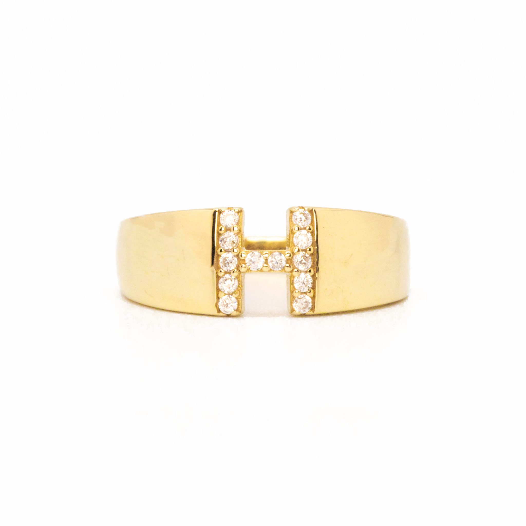 letter-h-band-rings-golden-hand-jewellery